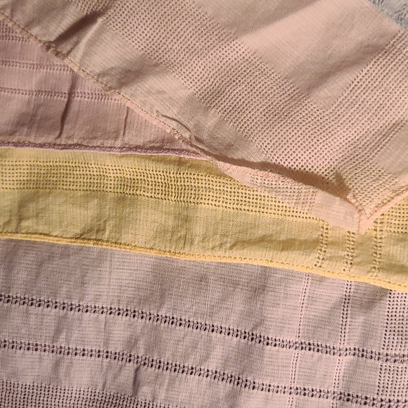 Lot of 6 Vintage (40s & 50s) Handkerchiefs - Picture 2 of 3